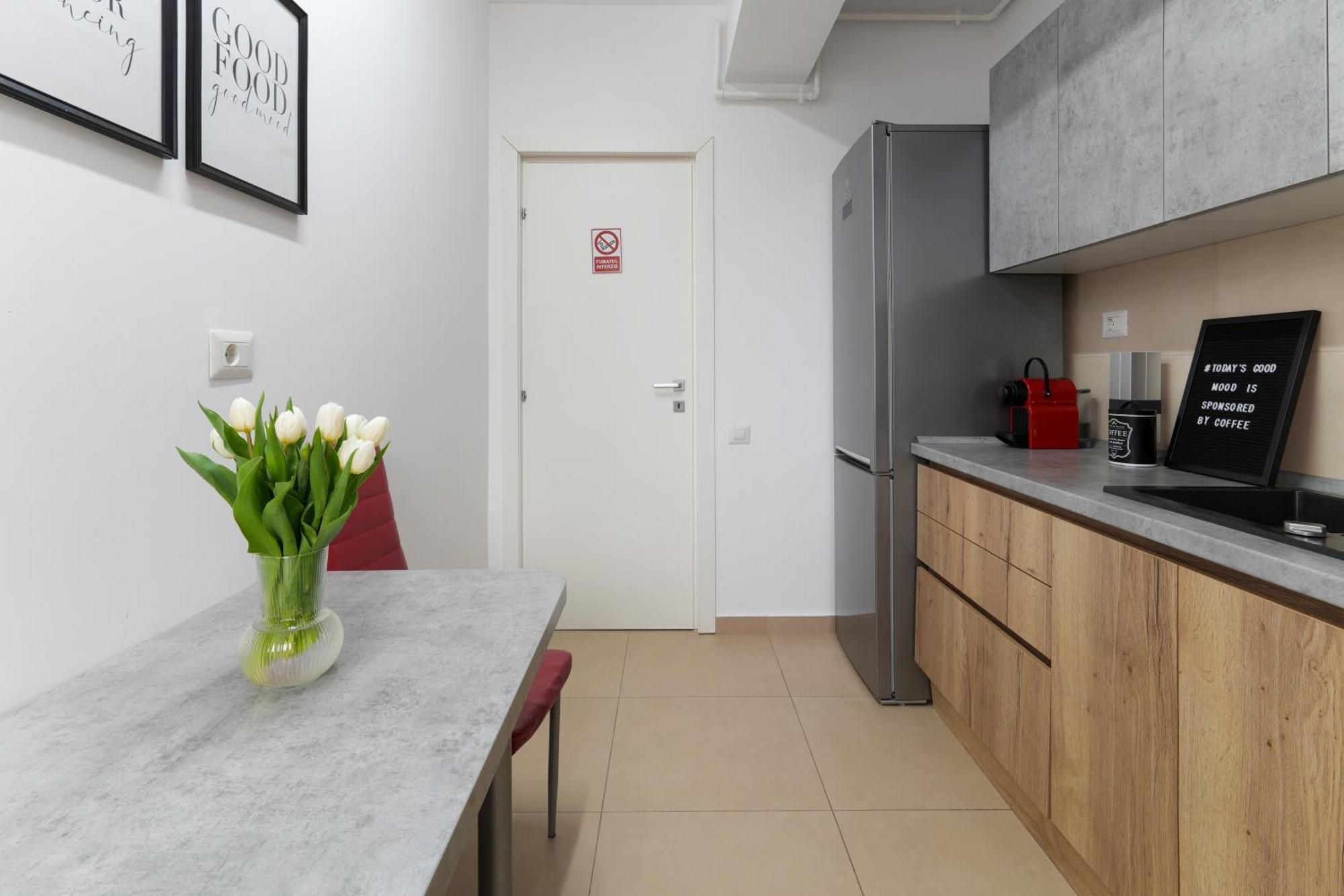 Amalia - Quiet 1Br Apartment With Parking & Wi-Fi Bucharest Exterior photo